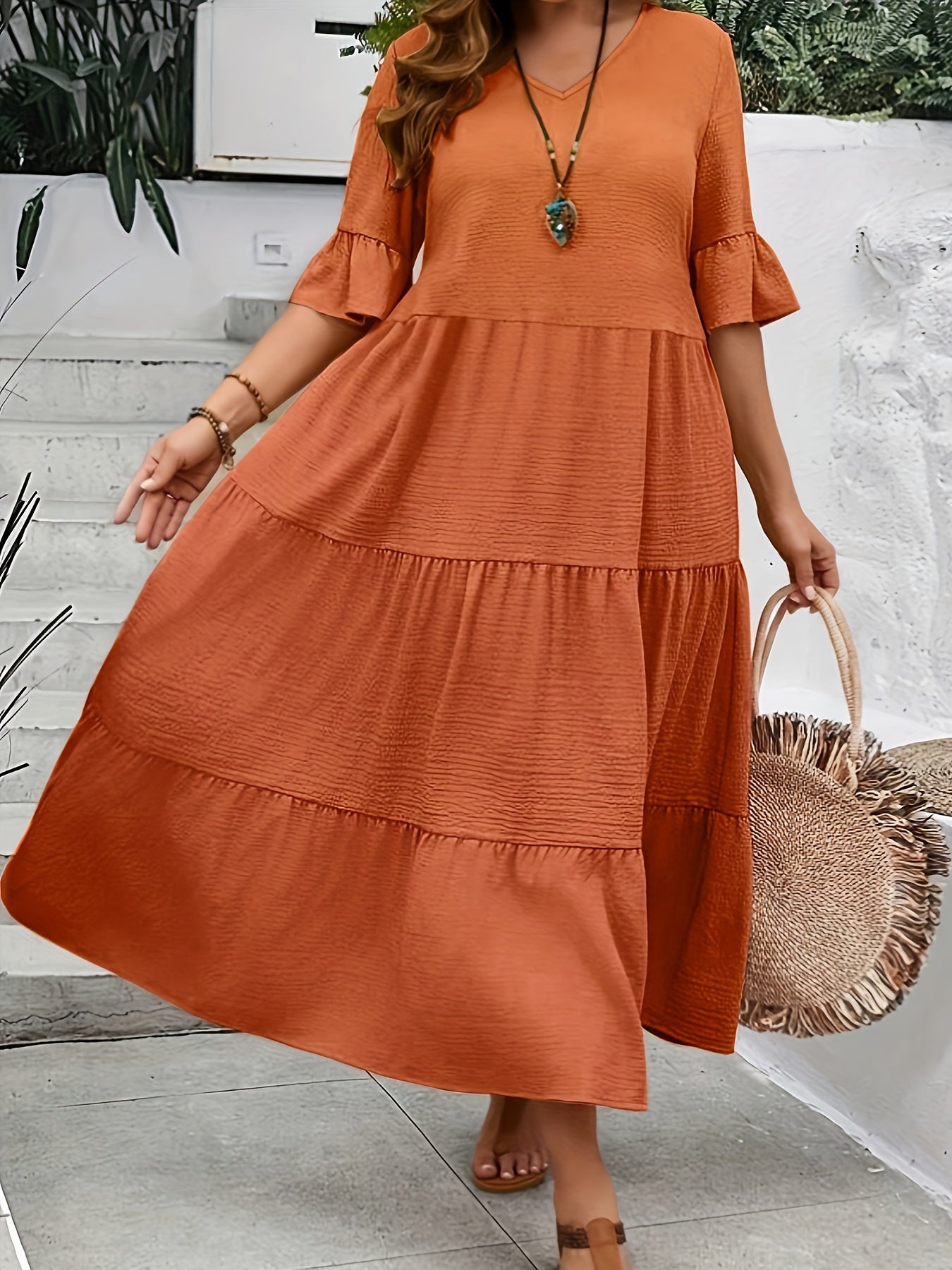 Avelisse | Graceful Flowy Dress