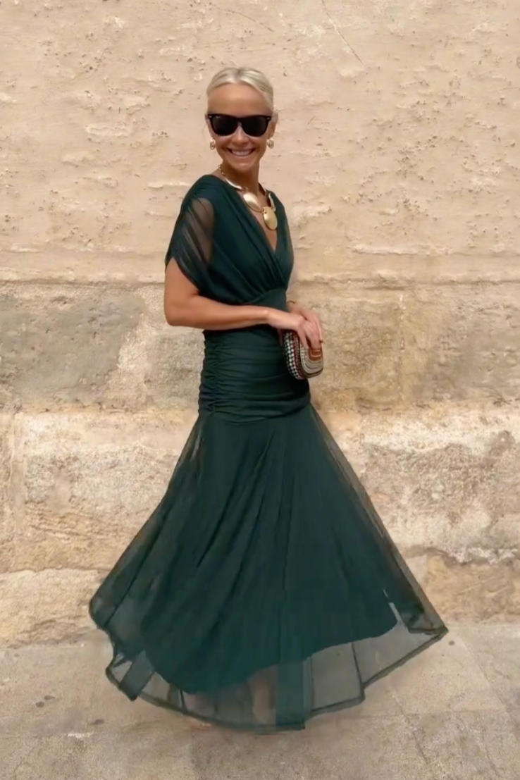 Laura | Elegant Floral V-Neck Maxi Dress