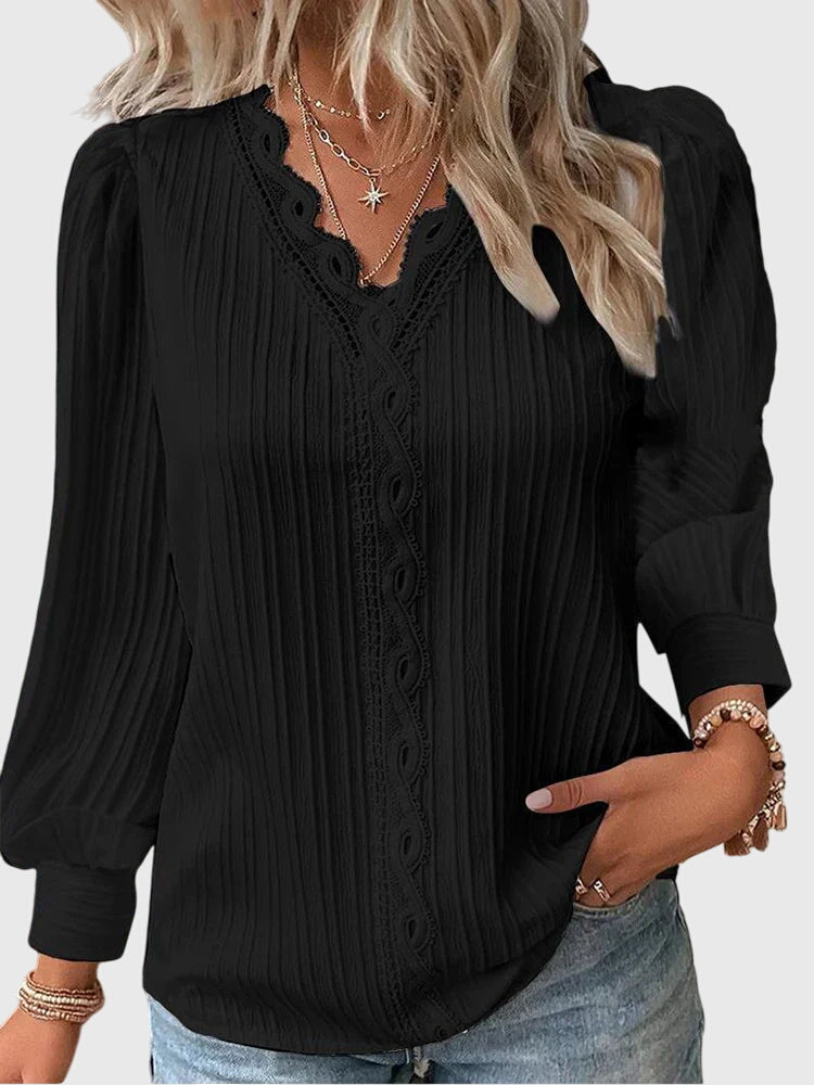 Andrea | Elegant Pullover Blouse