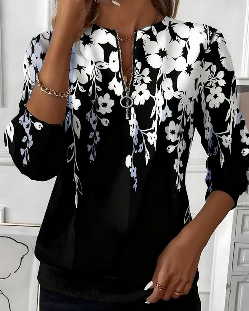 Camille | Printed Sweatshirt with Half Zipper and Collar