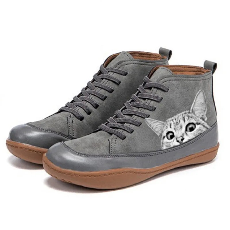 Lisa | Leather Ankle Boots for Cat Lovers