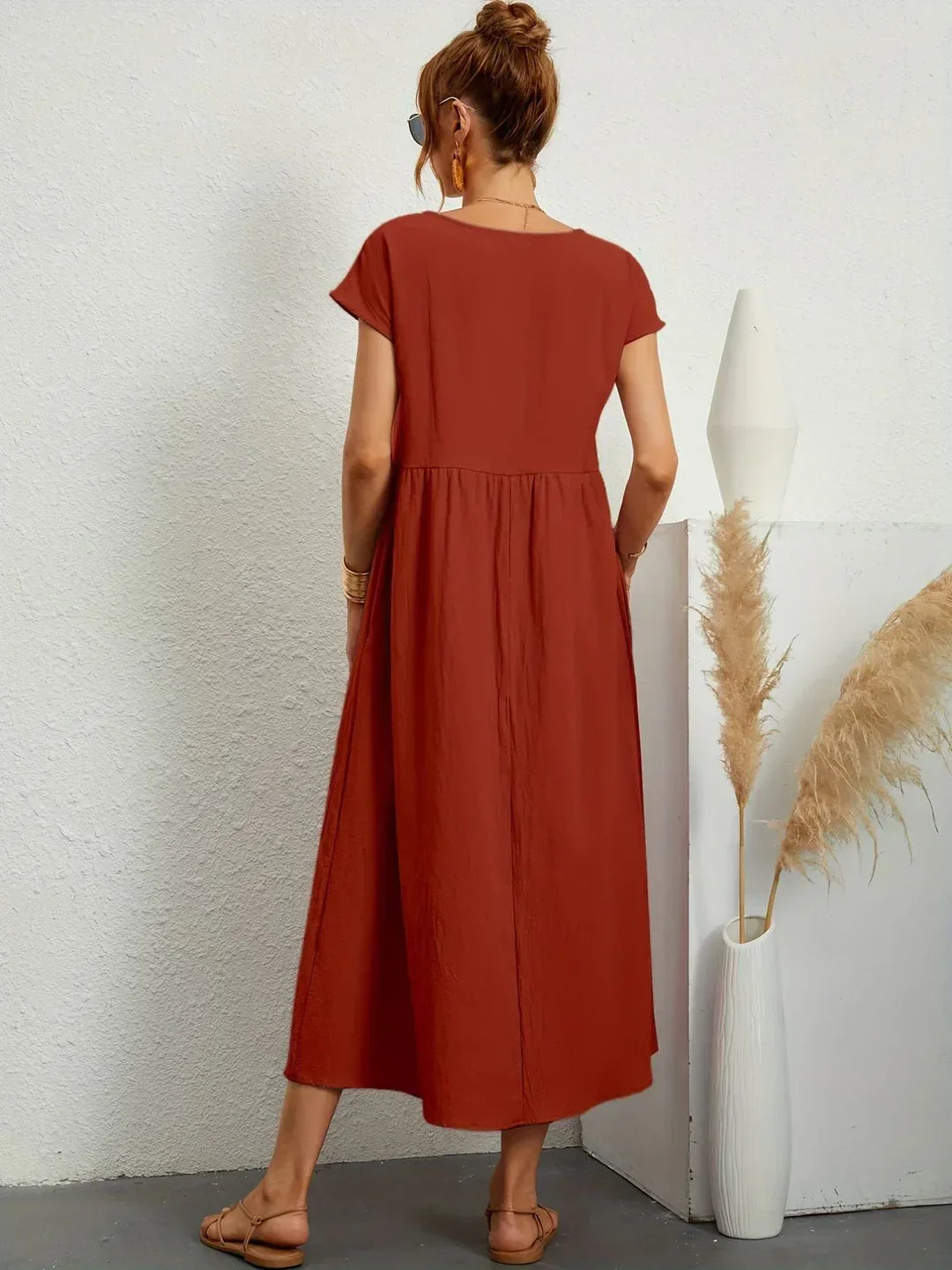 Addison | Timeless Elegance Fluid Midi Dress