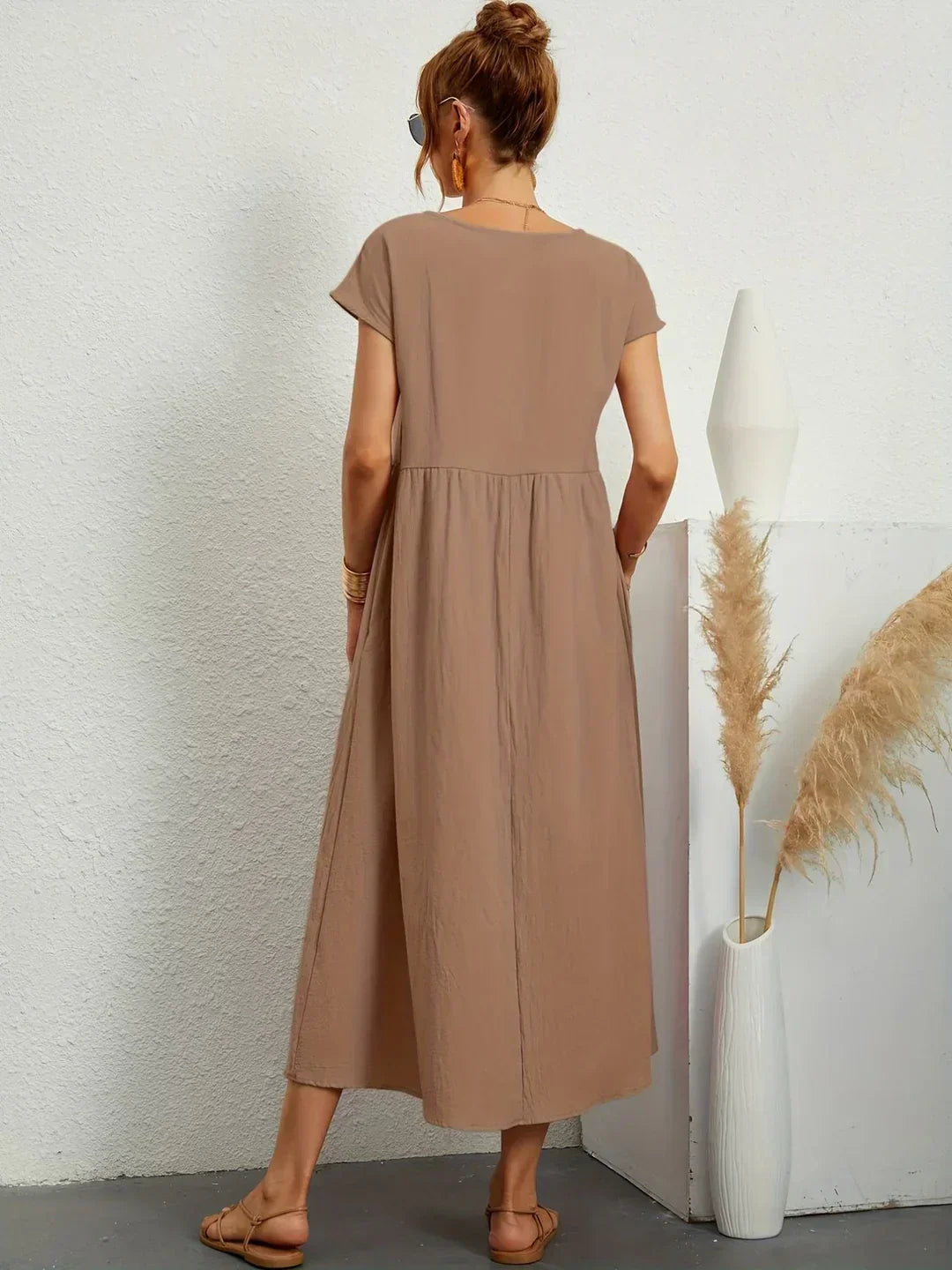 Addison | Timeless Elegance Fluid Midi Dress