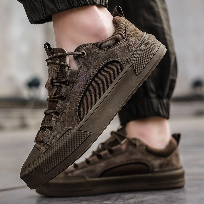 UrbanEdge | Leather Sneakers