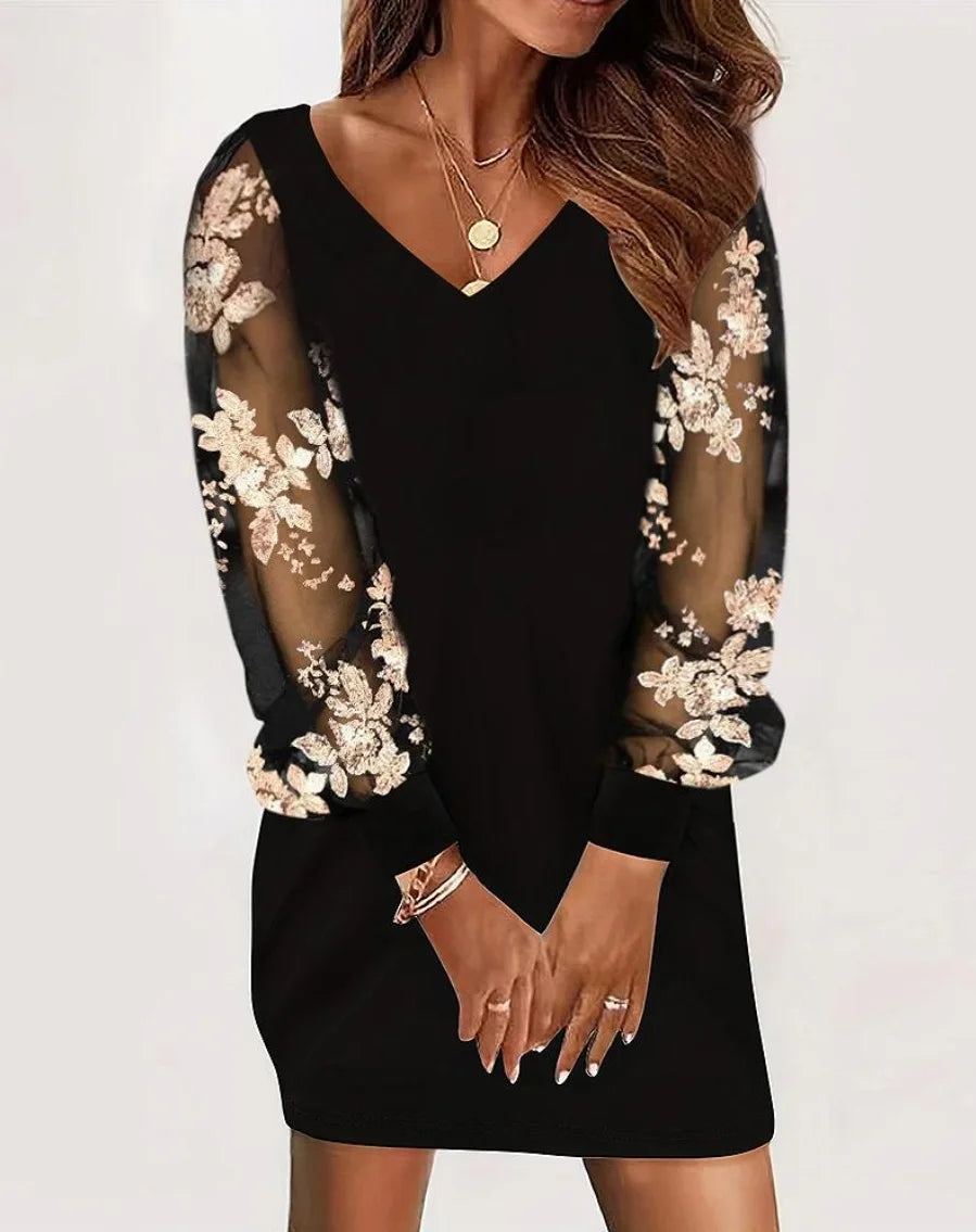 Marilyn | Elegant Lace-Sleeve Comfort Dress