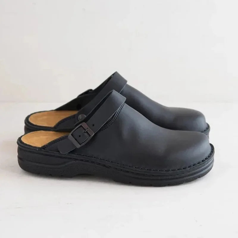 Monroe | Comfortable clogs with side strap and buckle