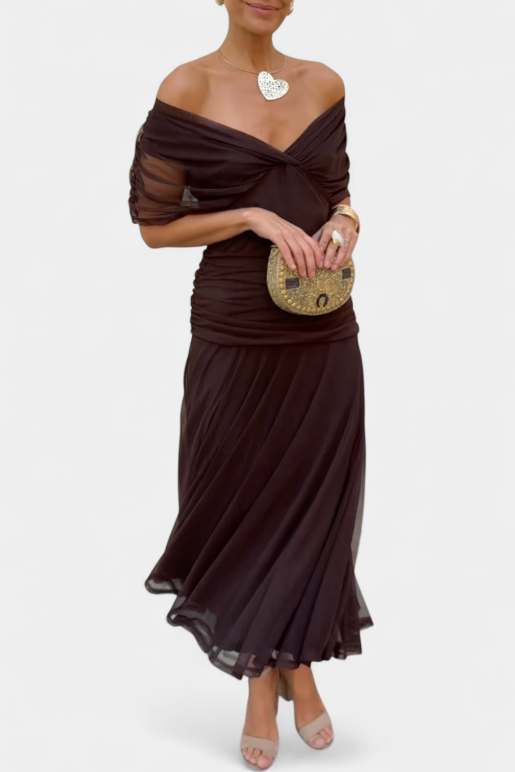 Luna | Elegant Dress With V-Neckline