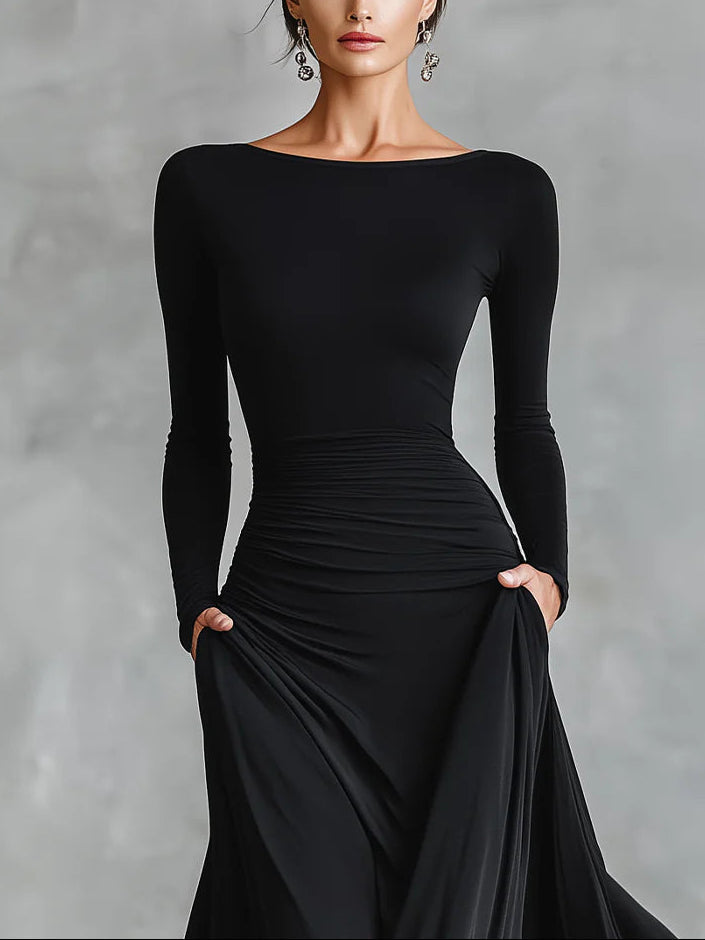Irene | Modern long dress in black crepe with boat neckline and pleats