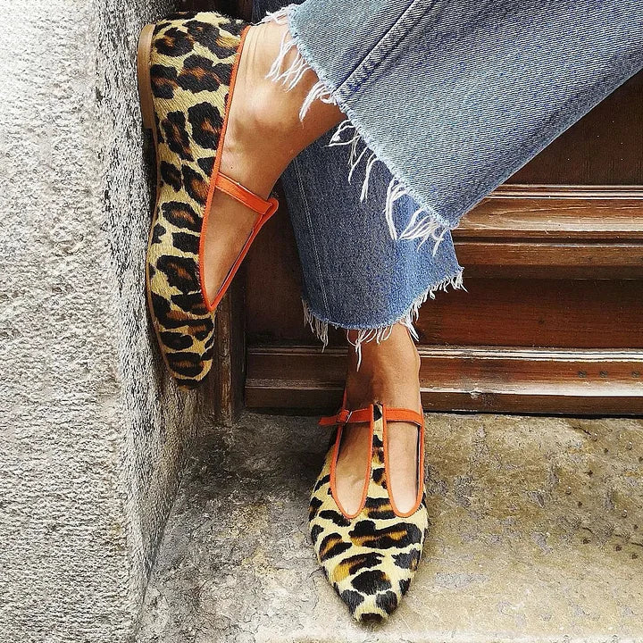 Elodie | LEOPARD T-STRAP FLATS