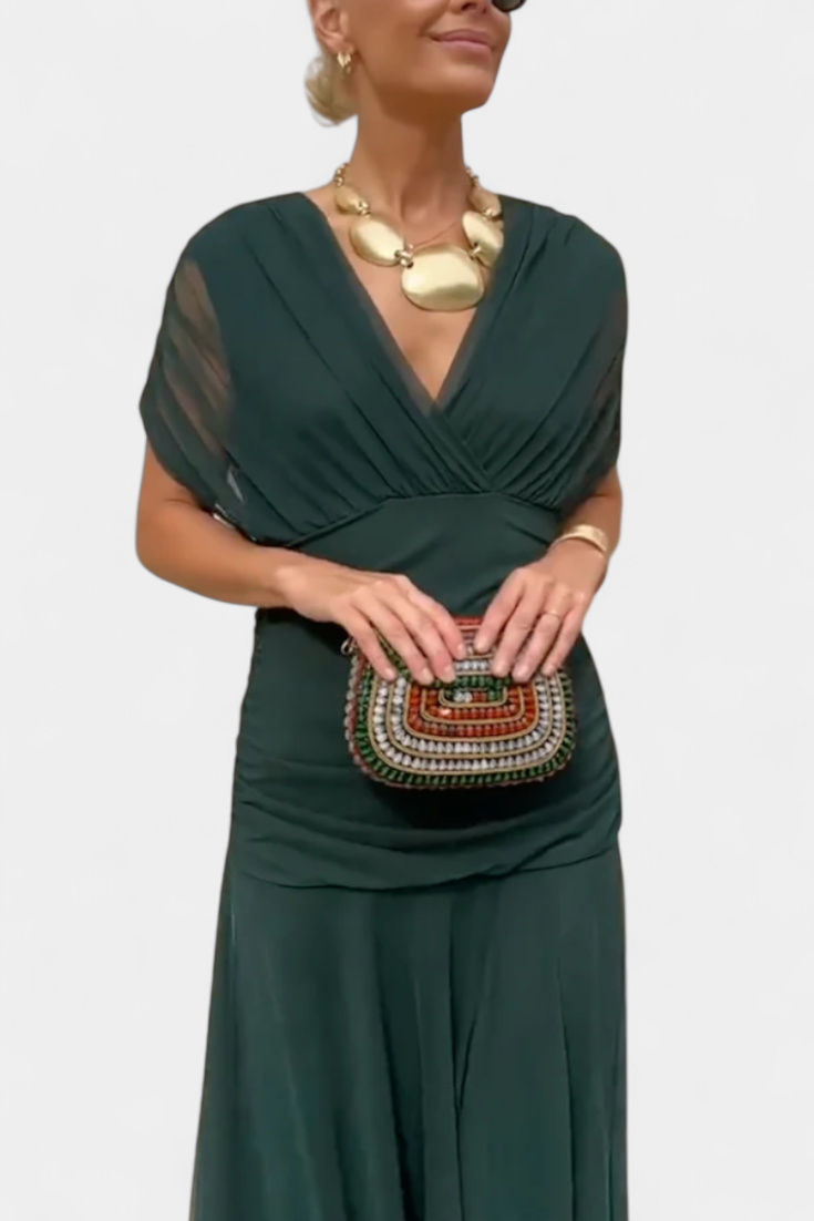 Luna | Elegant Dress With V-Neckline