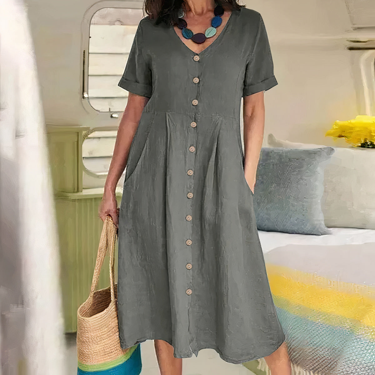 Briar | Effortless Buttoned Dress