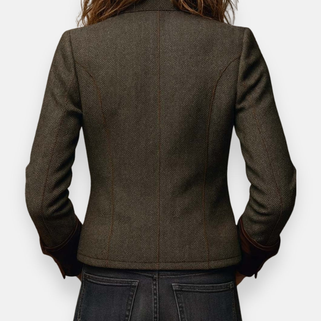 Raelynn | Elegant jacket with velvet details