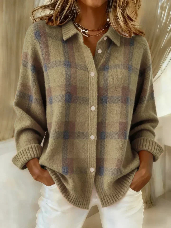 Noelle | Casual Contrast Checkered Retro Sweater