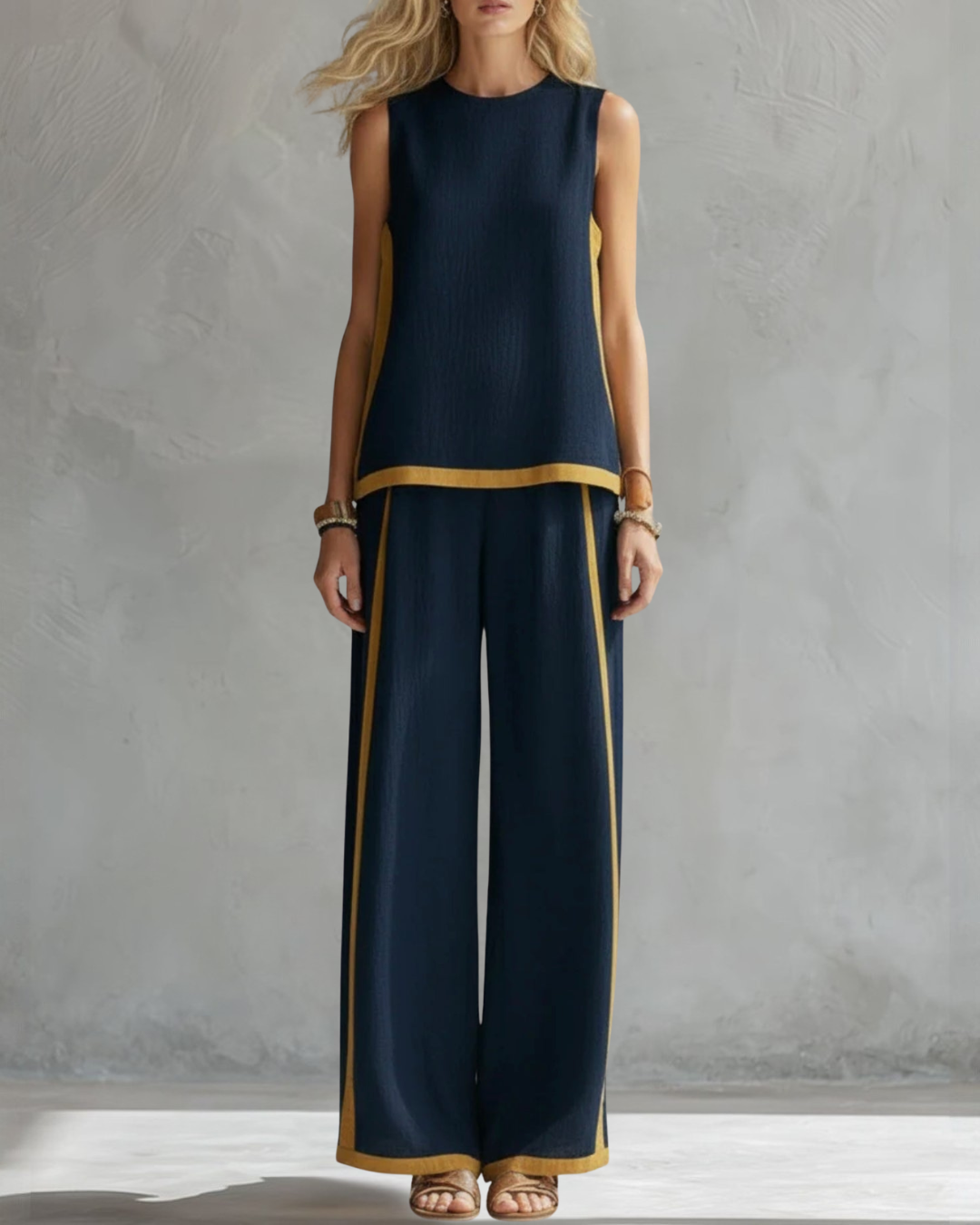 Keira | Elegant Set with a Modern Edge
