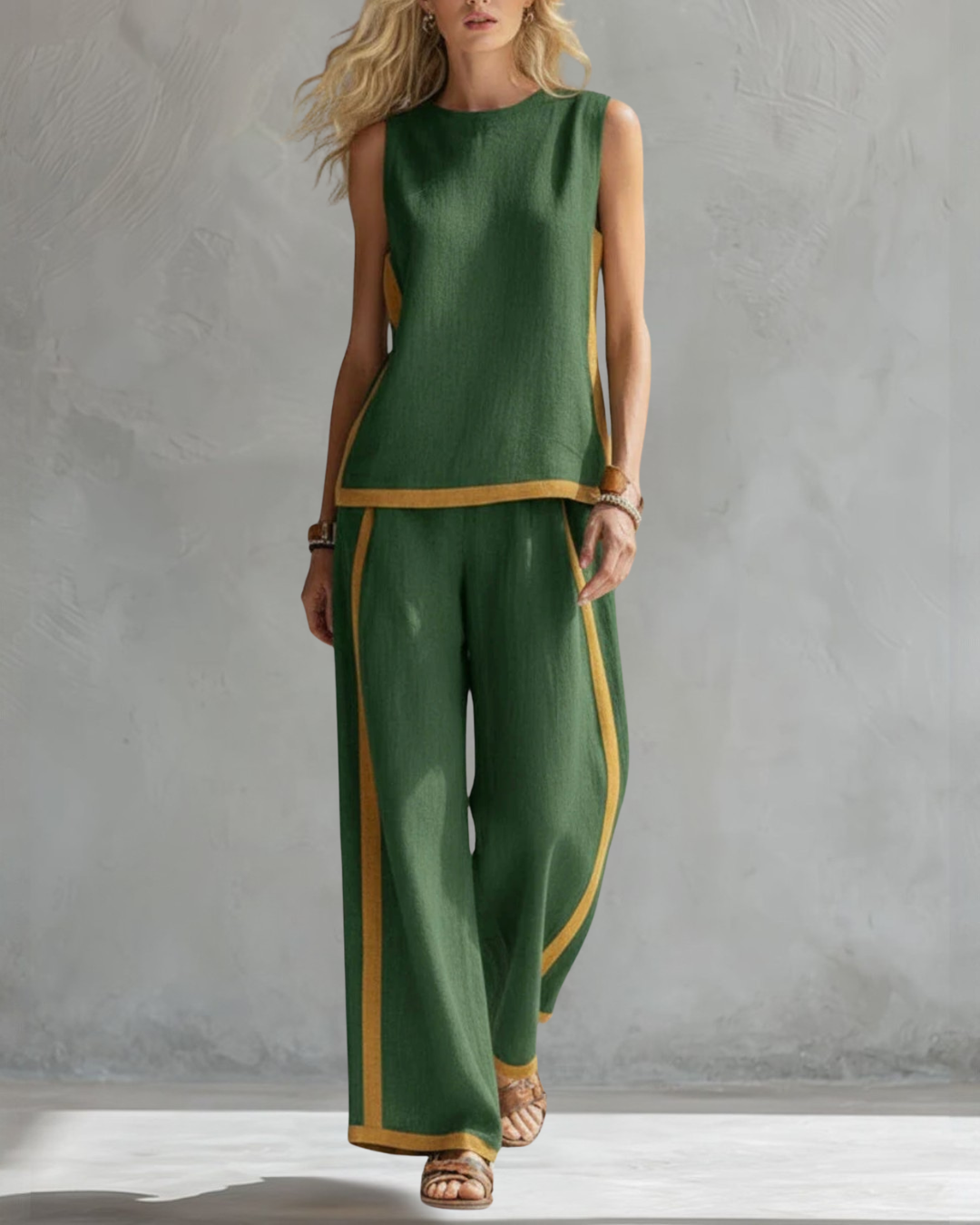 Keira | Elegant Set with a Modern Edge