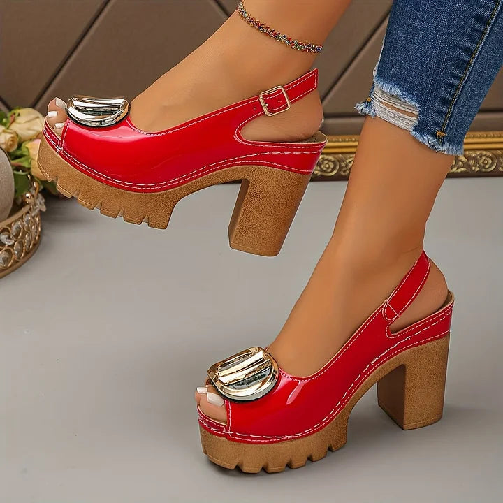 Luna | Vintage Low-Cut with Metal Buckle