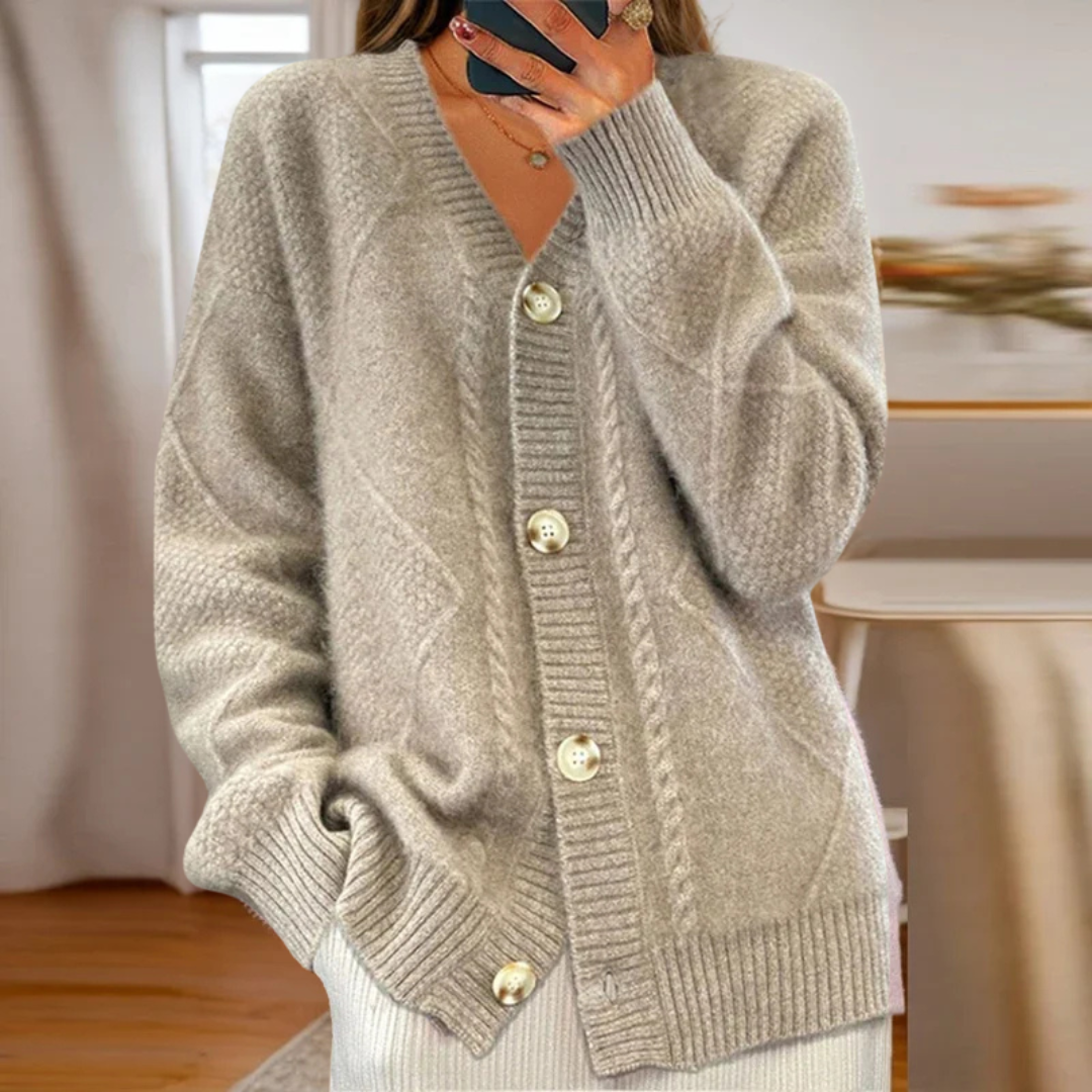 Amanda | Cable-Knit Cardigan