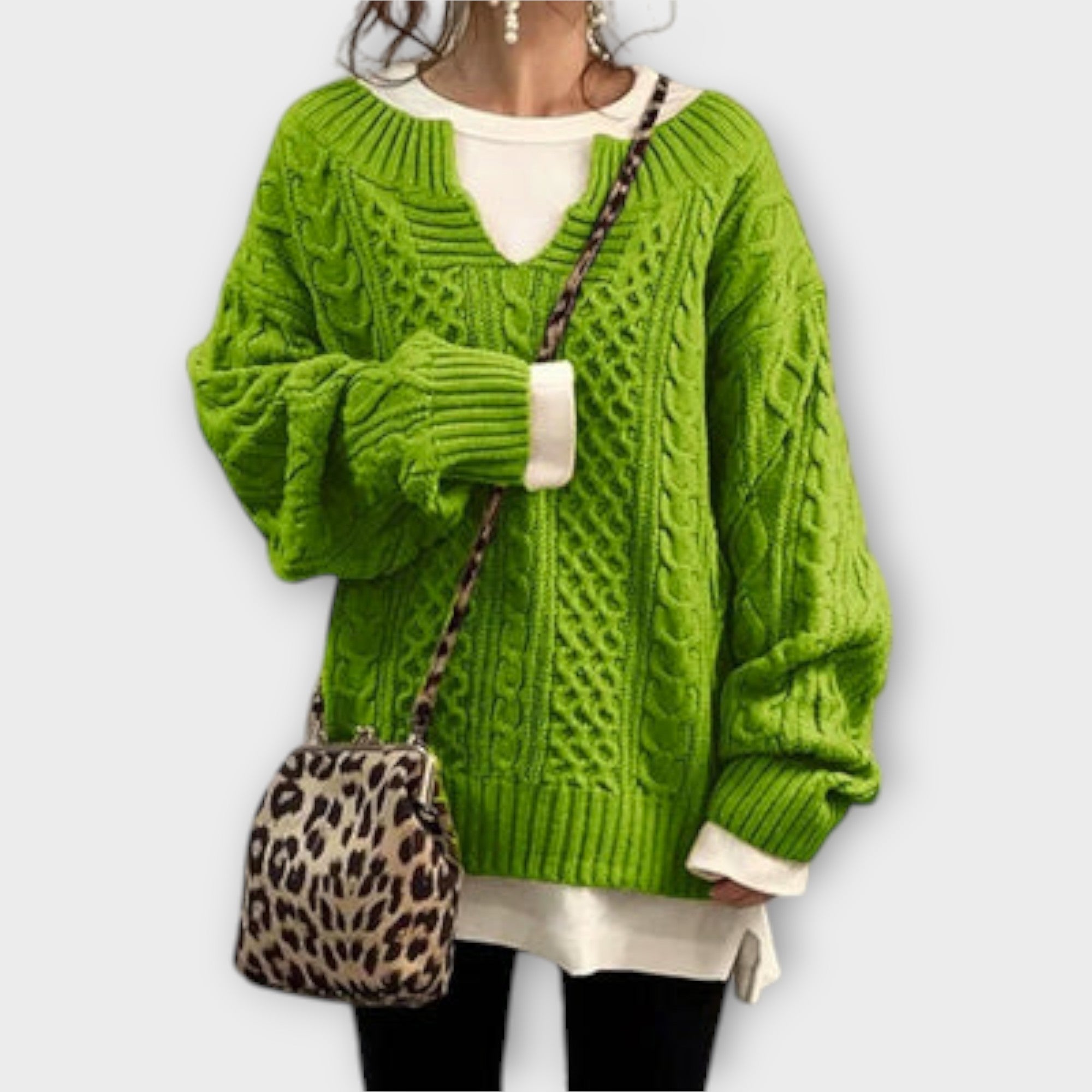 Poppy | Oversized Sweater with Cable Pattern