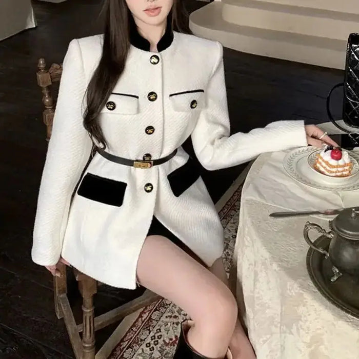 Amanda | High-Quality Jacket with Belt