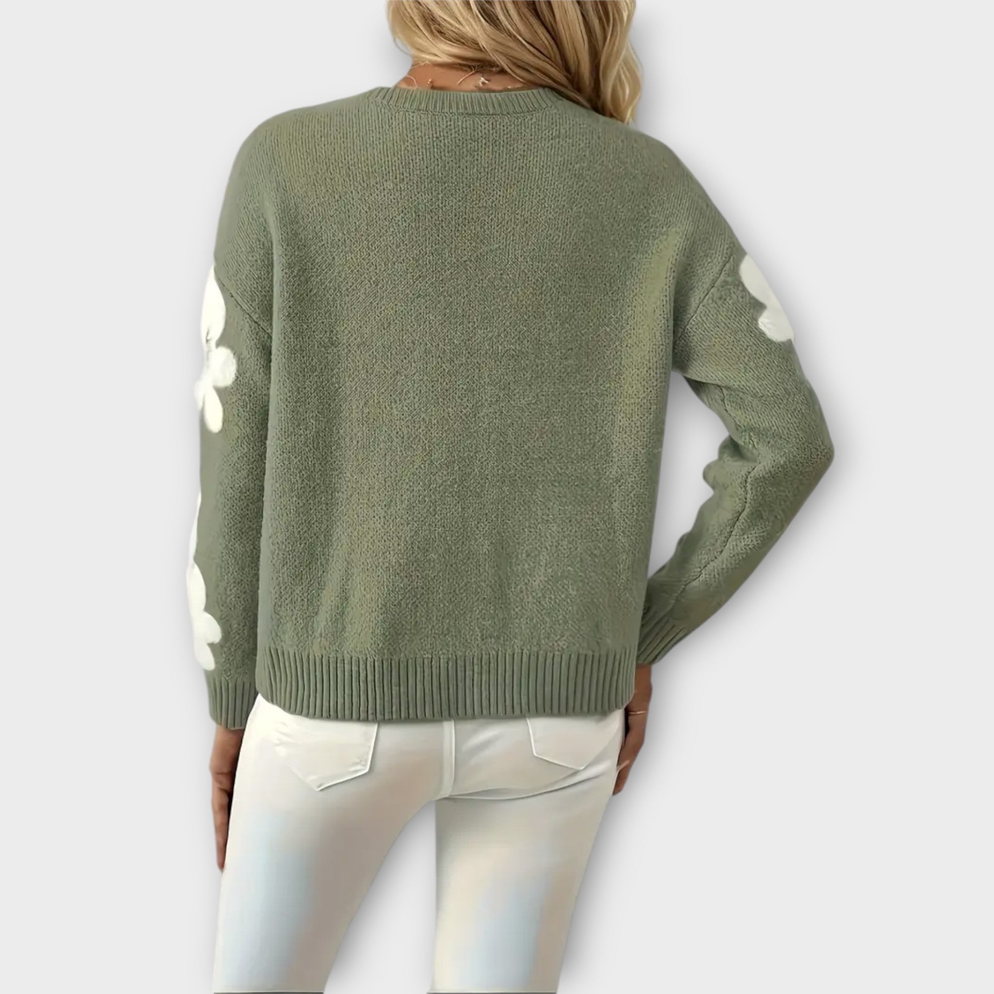Victoria | Soft Knit Sweater with Floral Design